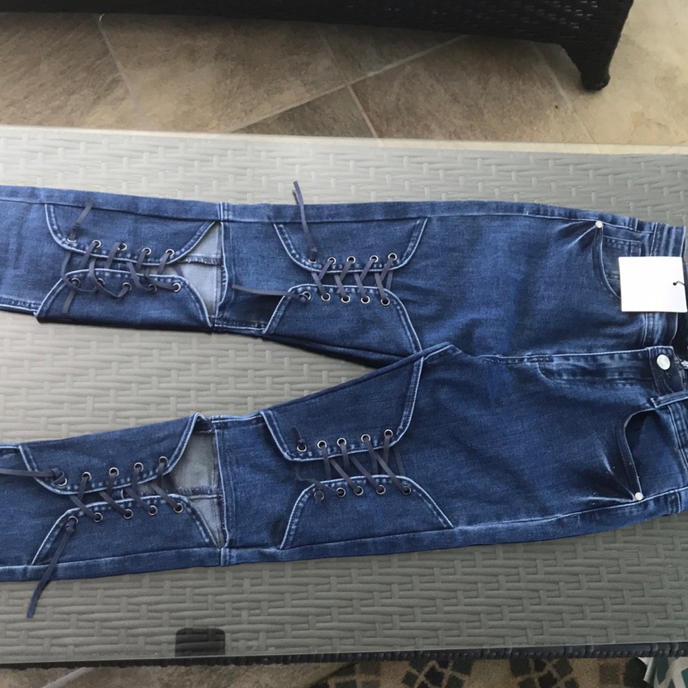 Brand New Unique Misguided Detailed Jeans!